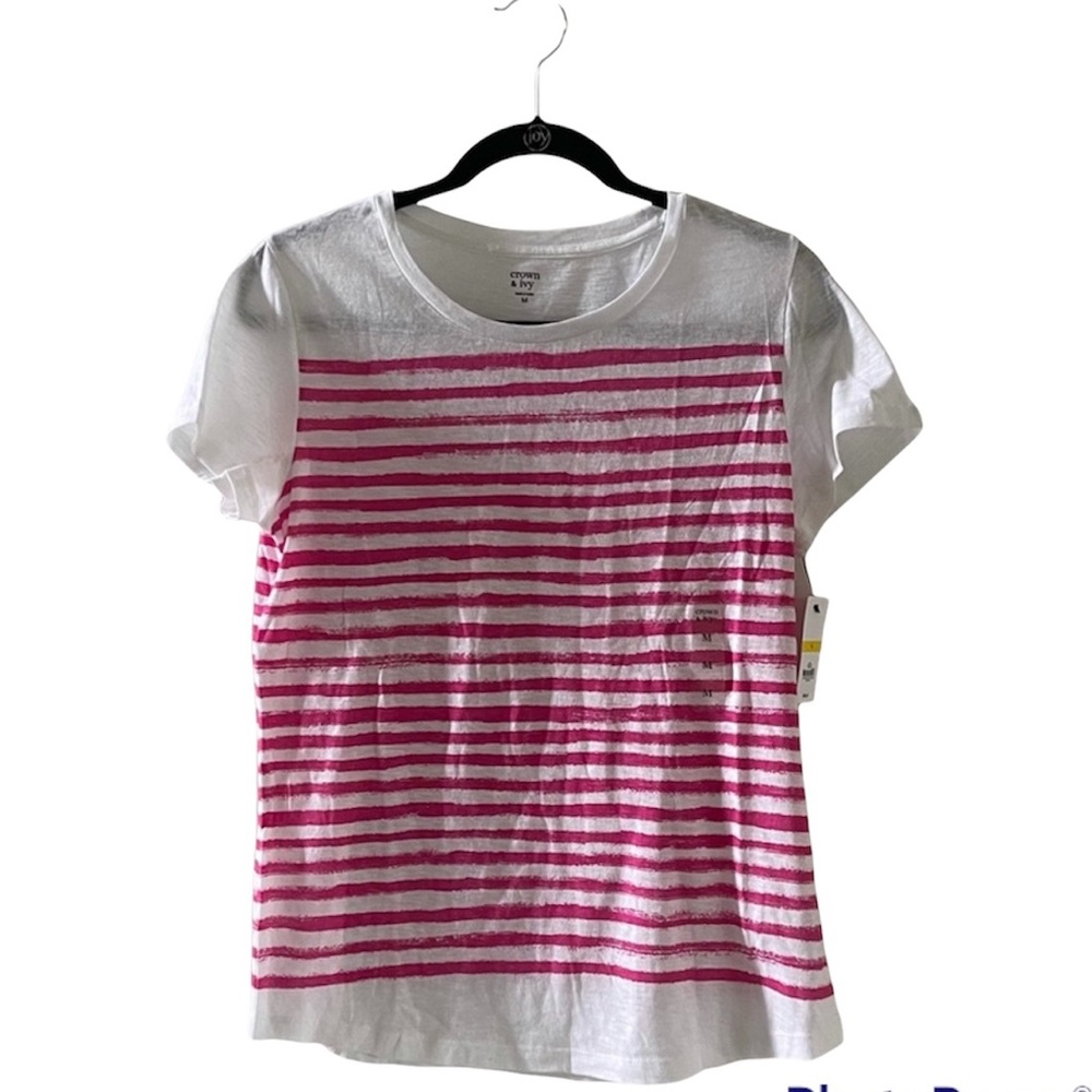 Crown & Ivy Tee